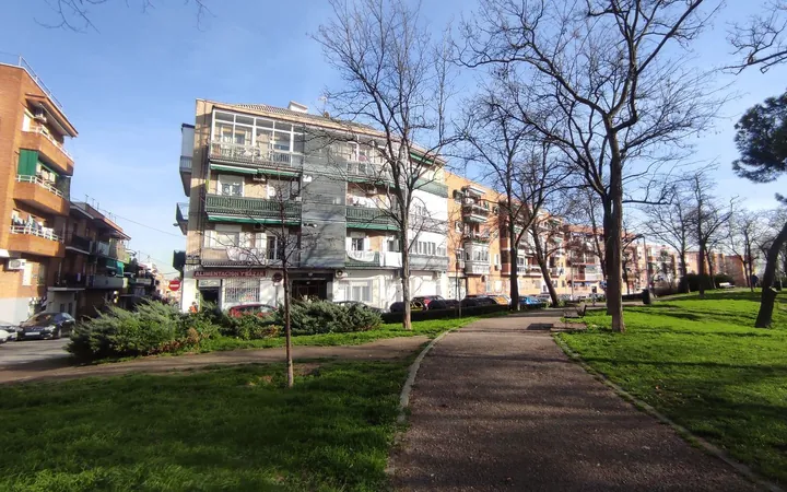 Edificio residencial en Calle Antonio Prieto, 28, Zofío - Foto 1