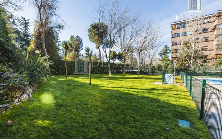 Piso en Mirasierra - Foto 3