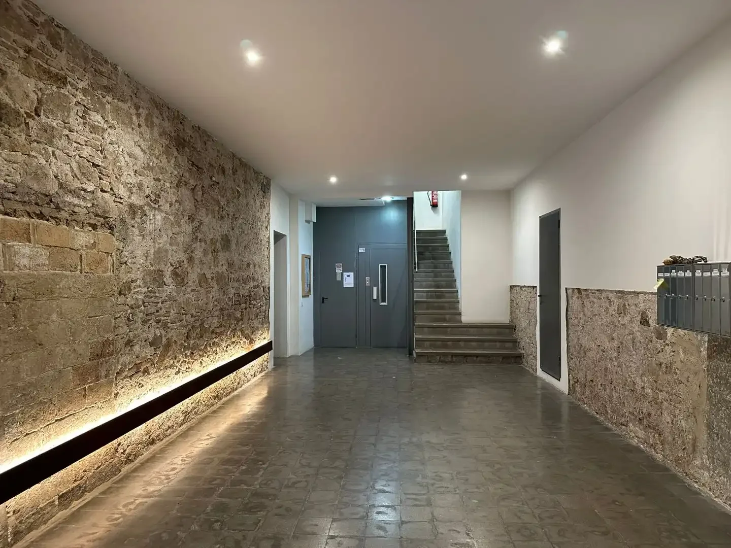 Local comercial en  Carrer del Portal Nou 31 - Foto 42