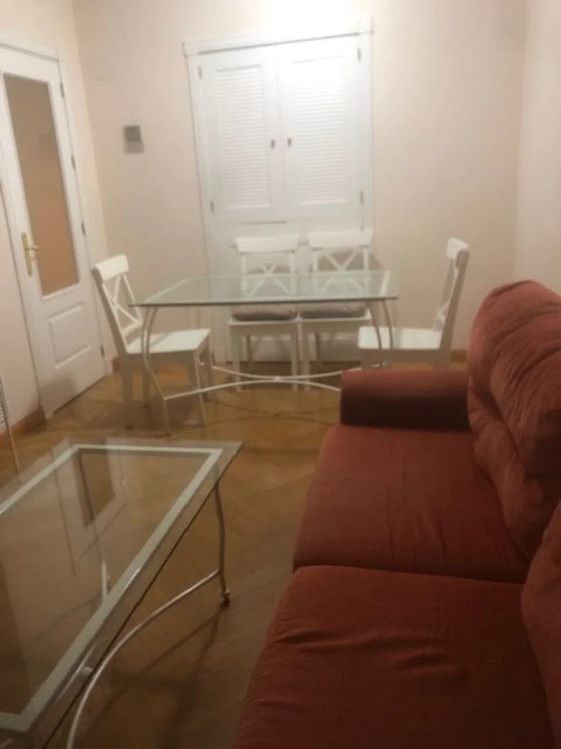 Piso en calle de la Infanta María, 7 - Foto 4