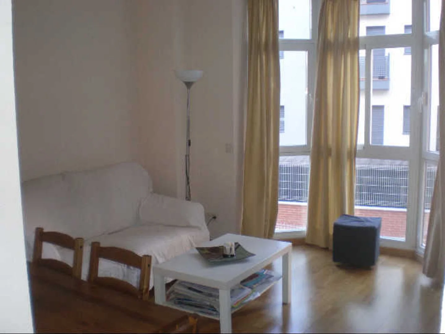 Piso en calle Ricardo Gutiérrez, 1