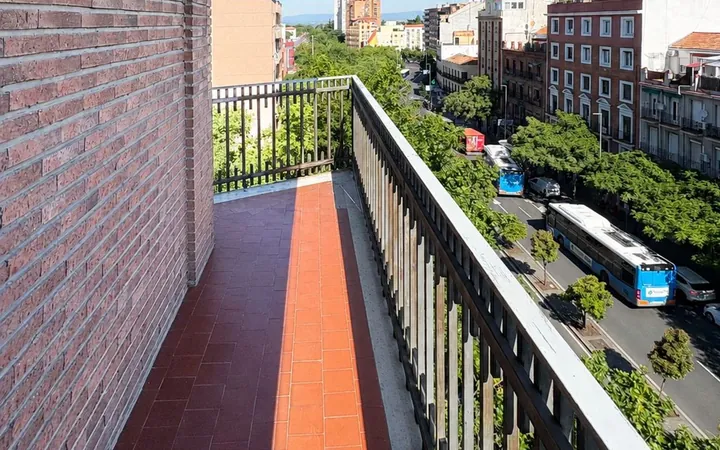 Piso en Calle de Francos Rodríguez, 49 - Foto 8