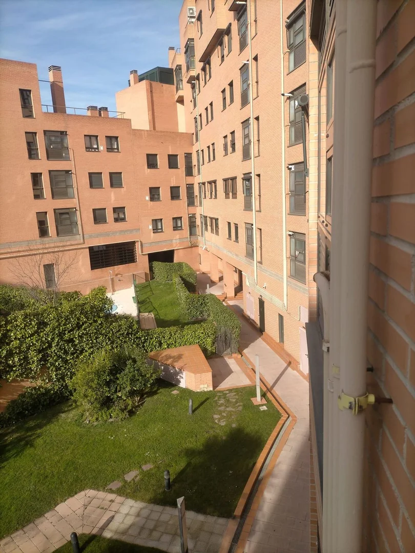 Piso en avenida de Camilo José Cela, 2807 - Foto 4