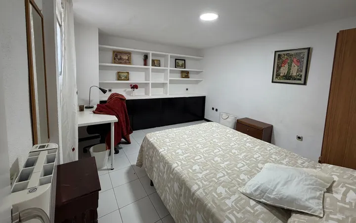 Piso en Calle de las Islas Bermudas, 1, Tres Olivos - Valverde - Foto 3