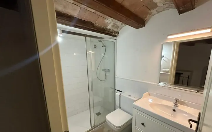 Local comercial en  Carrer de Sant Pere Mitjà 8 - Foto 8