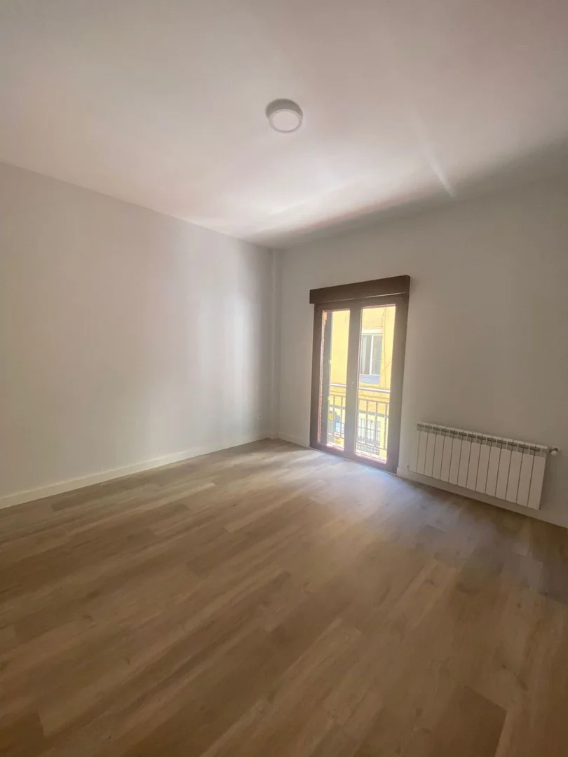 Piso en calle de San Hermenegildo, 16 - Foto 4