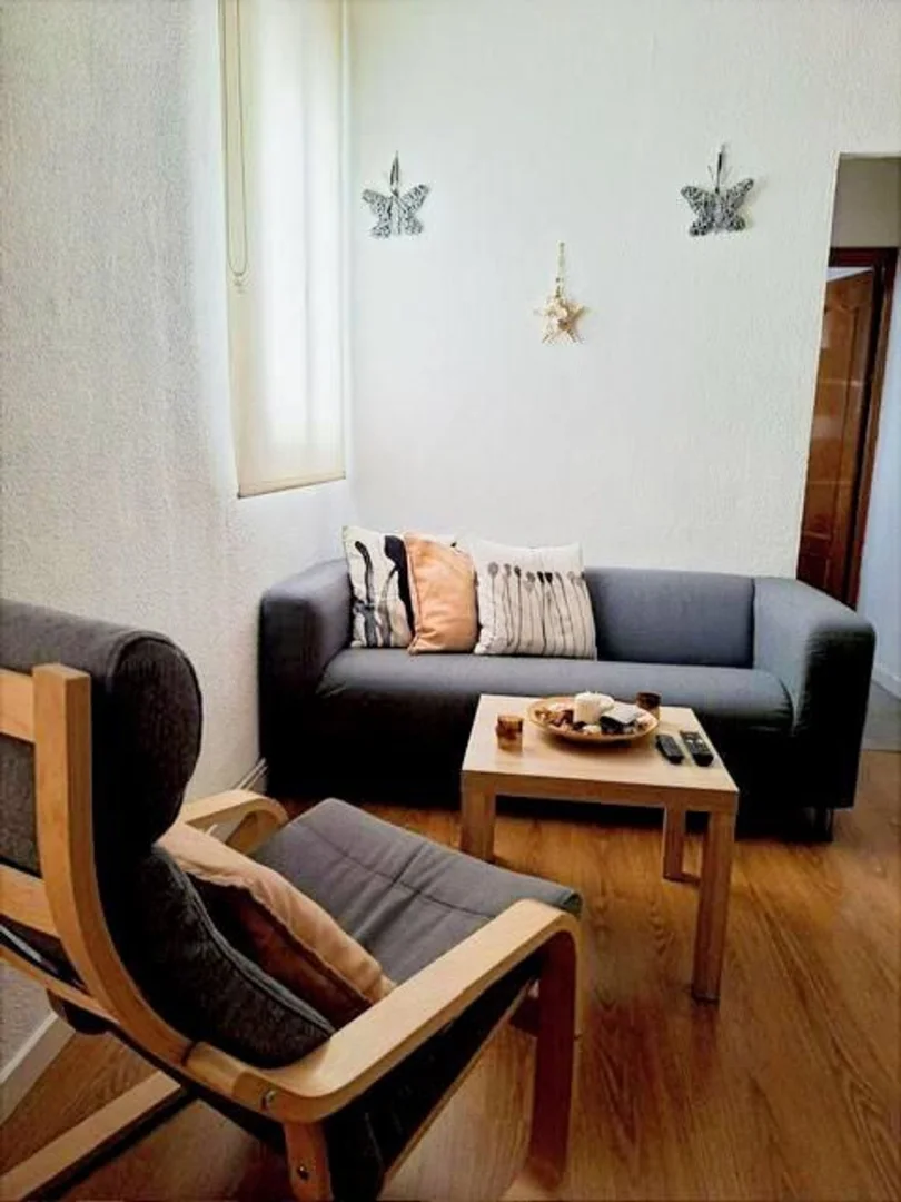 Piso en calle de Francisco Silvela, 104 - Foto 1