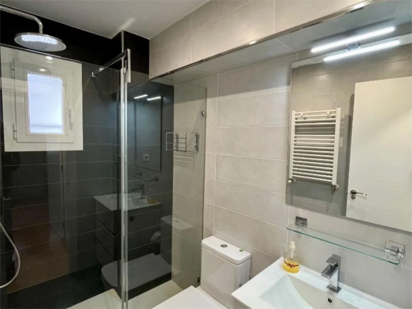 Piso en  Avenida de Monforte de Lemos 151 - Foto 10