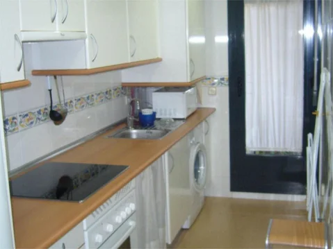 Piso en  Calle de María Teresa 20 - Foto 2