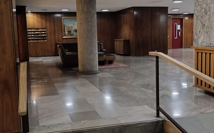 Piso en Calle de Fernando el Católico, 86 - Foto 2