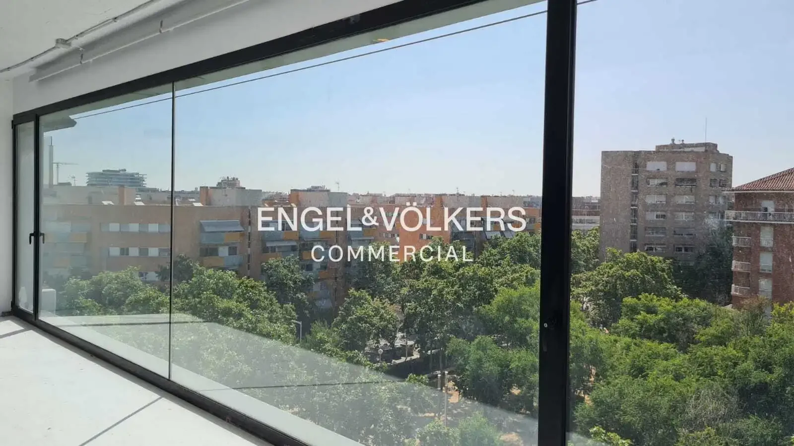 Local comercial en  Barcelona Capital - Foto 12