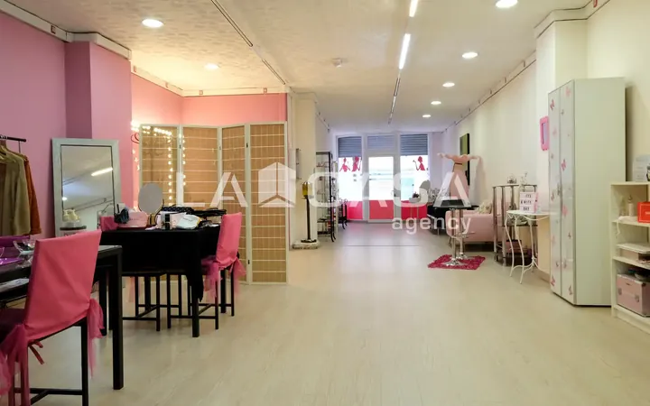 Local comercial en  Carrer d'Alloza - Foto 9