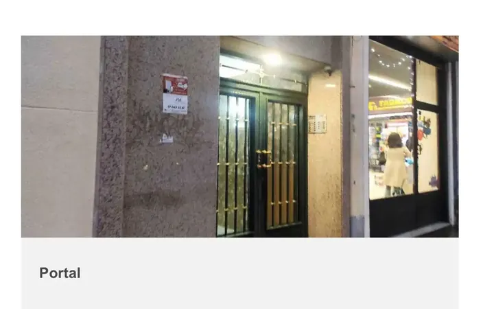 Local comercial en  Calle de Ribadavia 5 - Foto 2