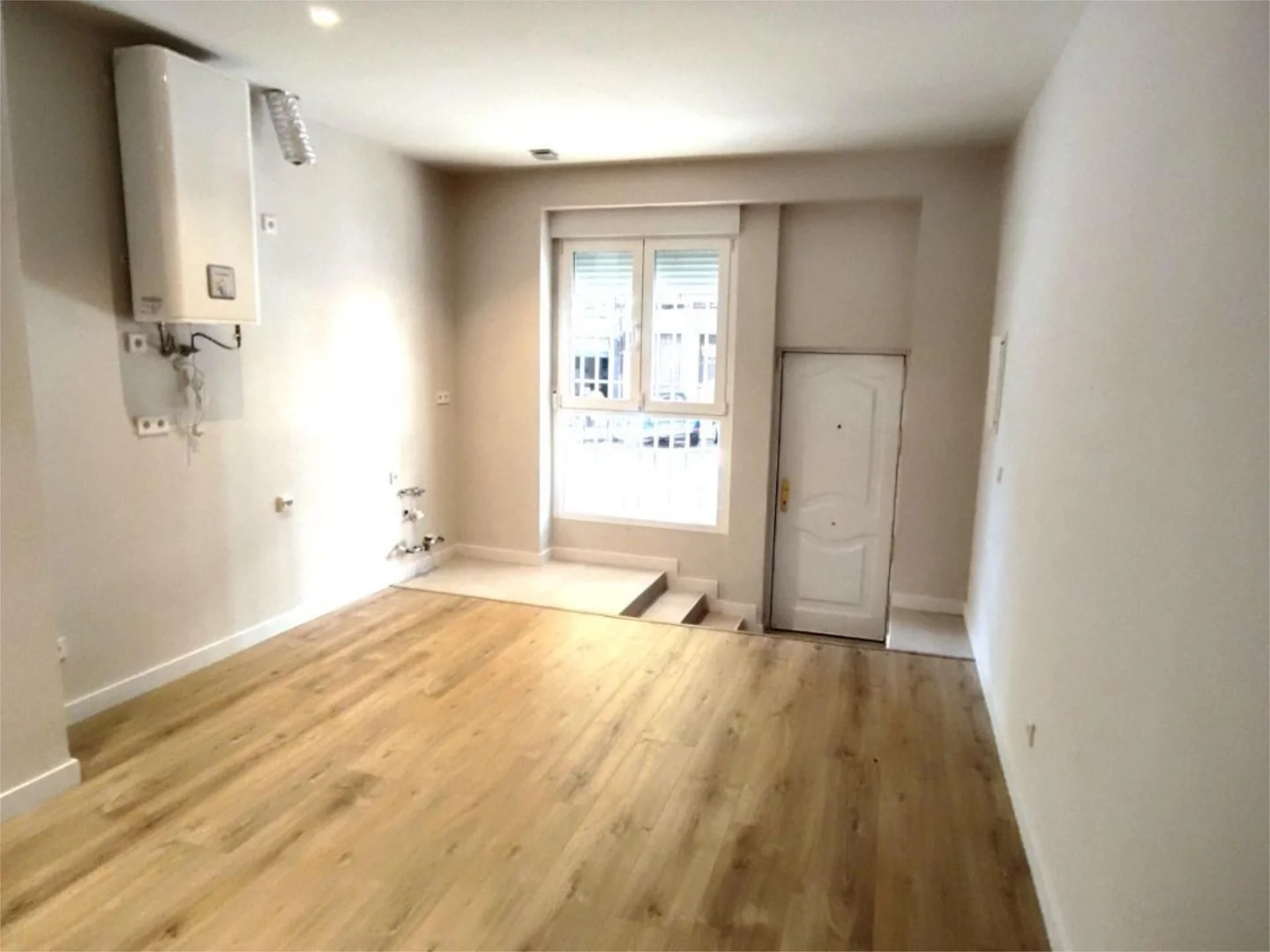 Piso en  Calle de Gutierre de Cetina 29 - Foto 2