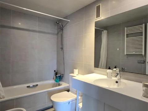Piso en  Carrer de Bac de Roda 118 - Foto 6