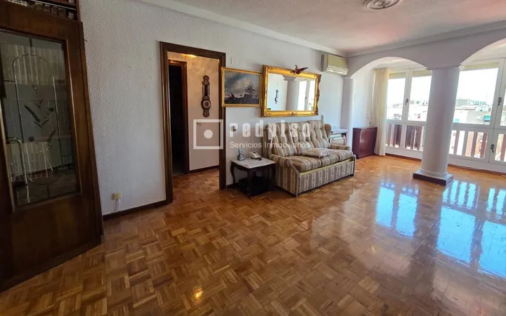 Piso en Delicias - Foto 1