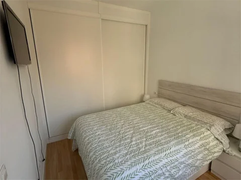 Piso en  Calle del Cardenal Cisneros 66 - Foto 8