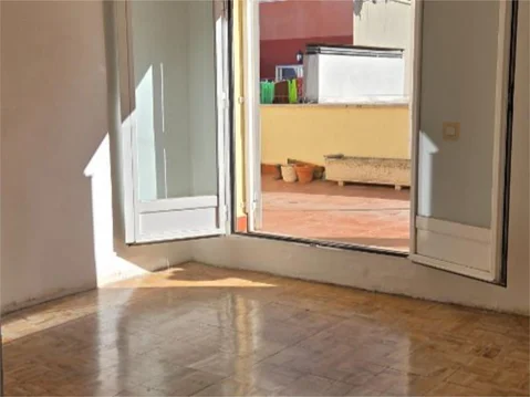 Piso en  Calle del Doctor Santero 8 - Foto 2