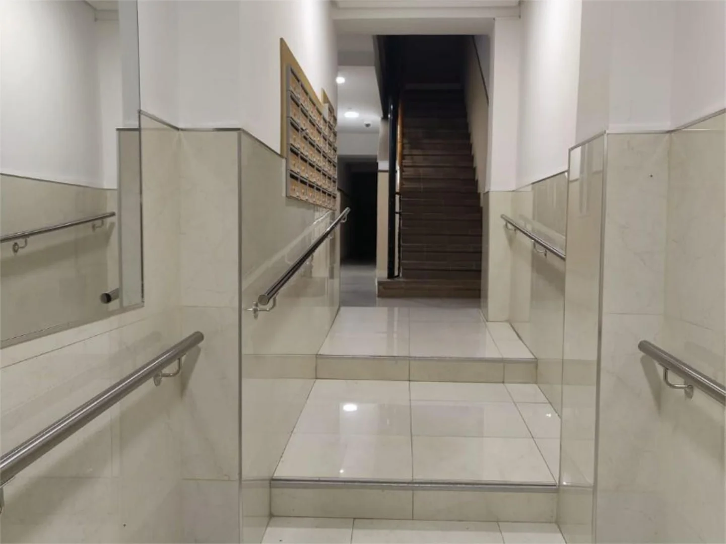 Piso en  Calle de Fernando el Católico 27 - Foto 15