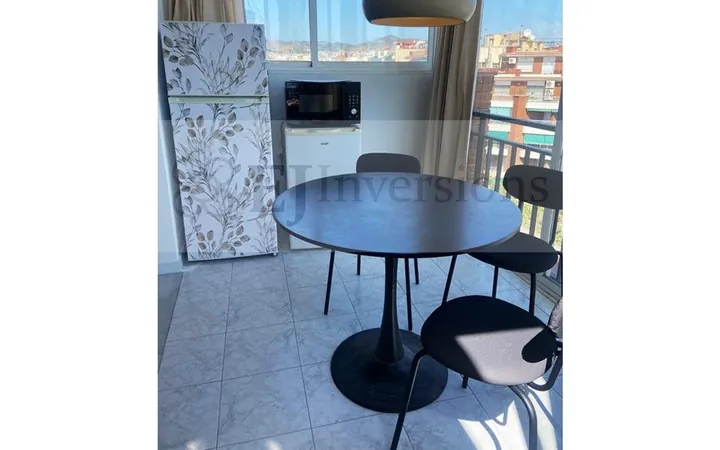 Piso en Calle de las Navas de Tolosa, El Camp de l'Arpa del Clot - Foto 3