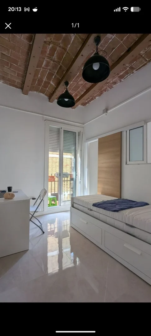 Piso en Vila de Gràcia - Foto 1