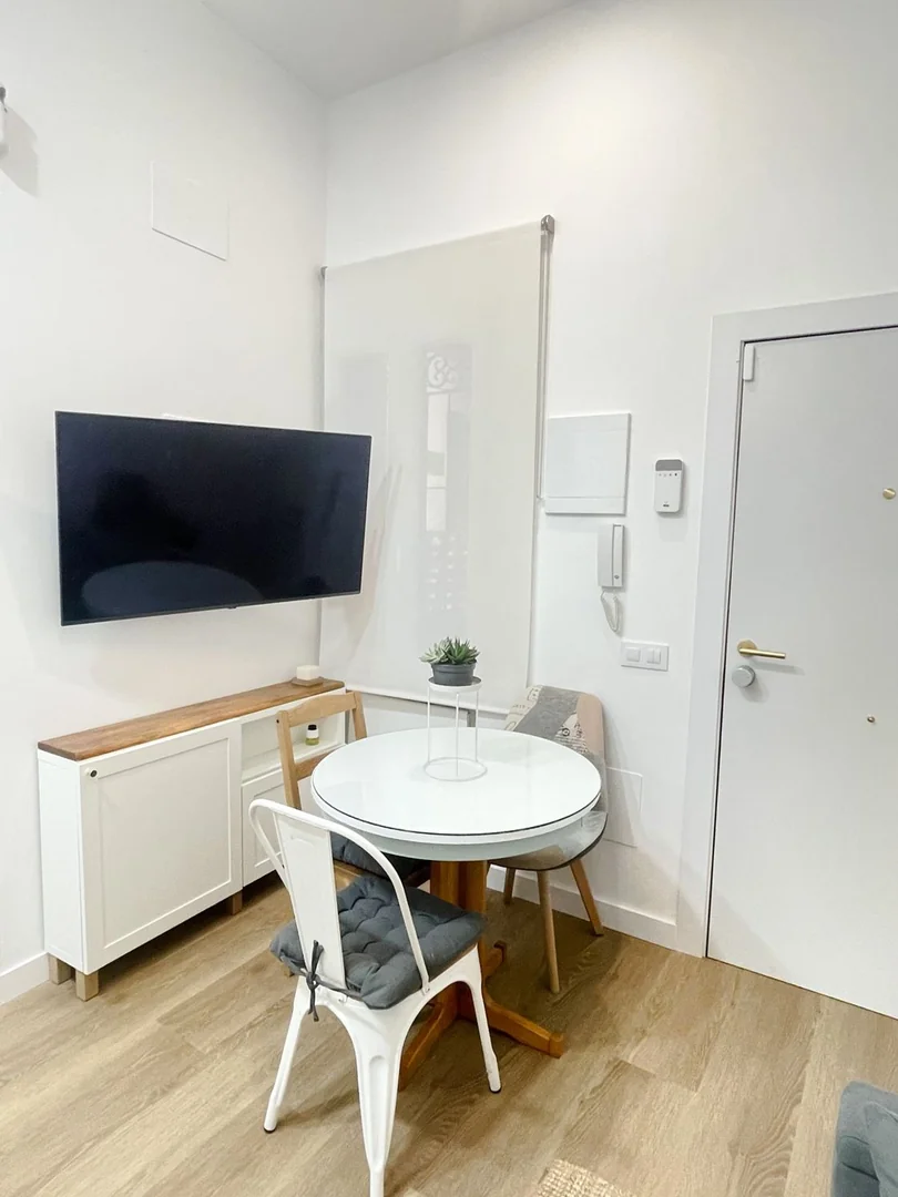 Piso en Calle del Mesón de Paredes, 54, Lavapiés-Embajadores - Foto 2