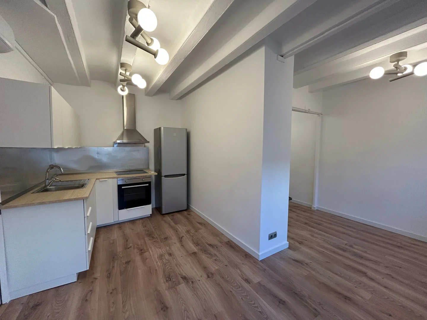 Estudio en calle d'En Mònec, 3 - Foto 3