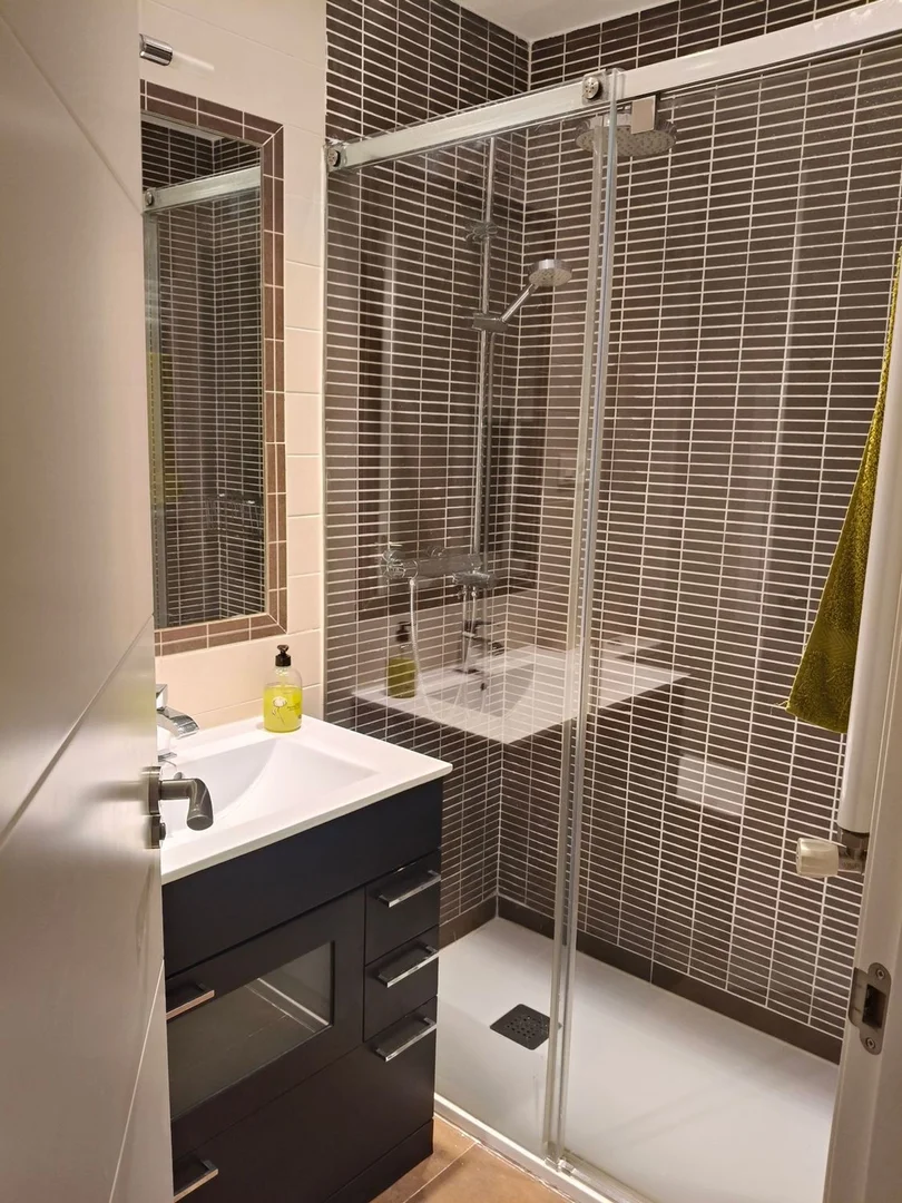 Piso en calle de Embajadores, 124 - Foto 11