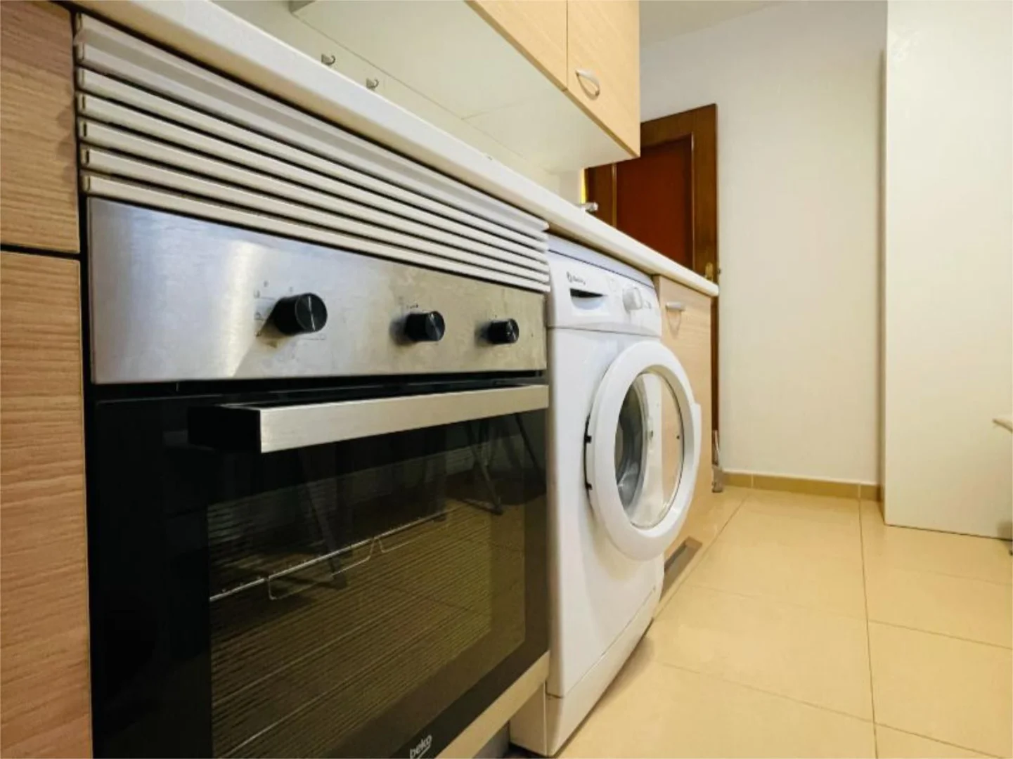 Piso en  Calle de María Panés 6 - Foto 4