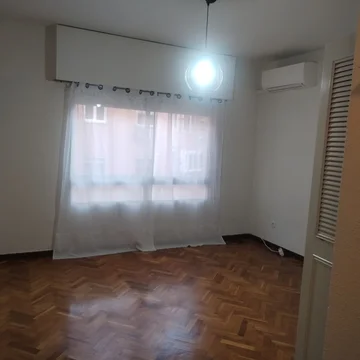 Estudio en calle de Bocángel, 23 - Foto 1