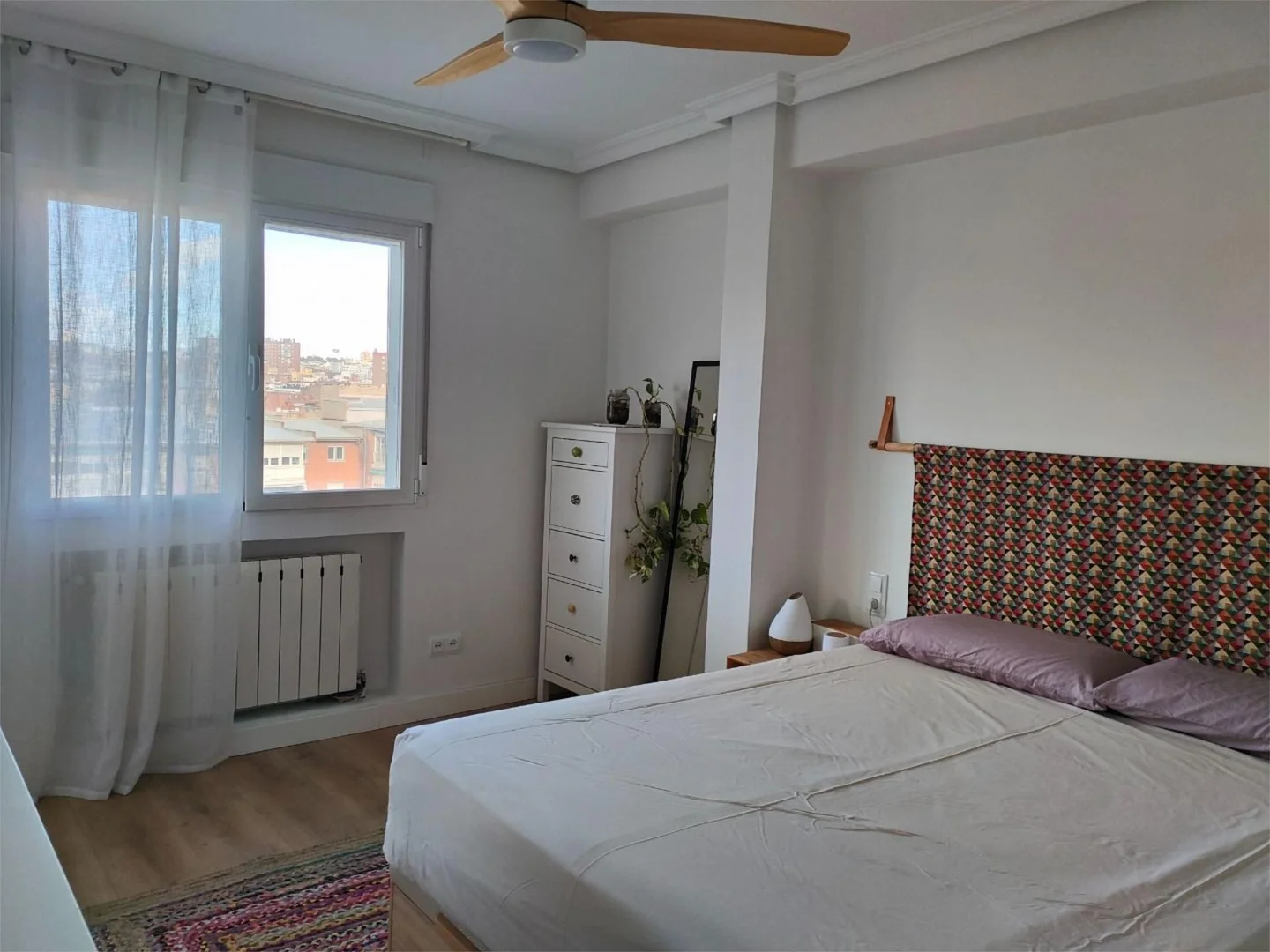 Piso en calle Calle de Antonio López 57 - Foto 3