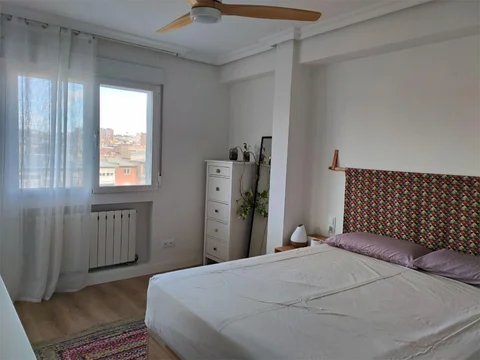 Piso en calle Calle de Antonio López 57 - Foto 3