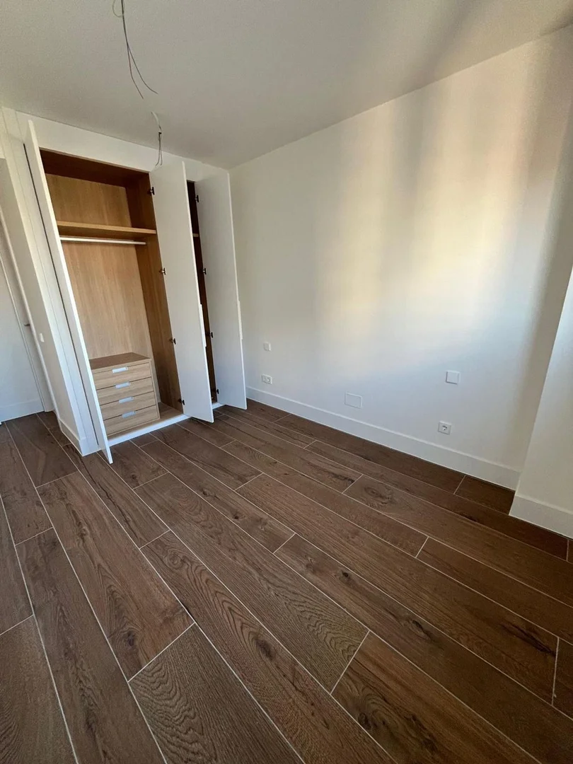 Piso en calle de Juan Esplandiú, 21 - Foto 3