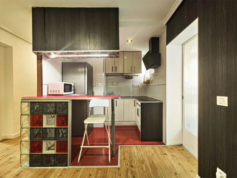 Piso en  Calle Almuradiel 280 - Foto 4