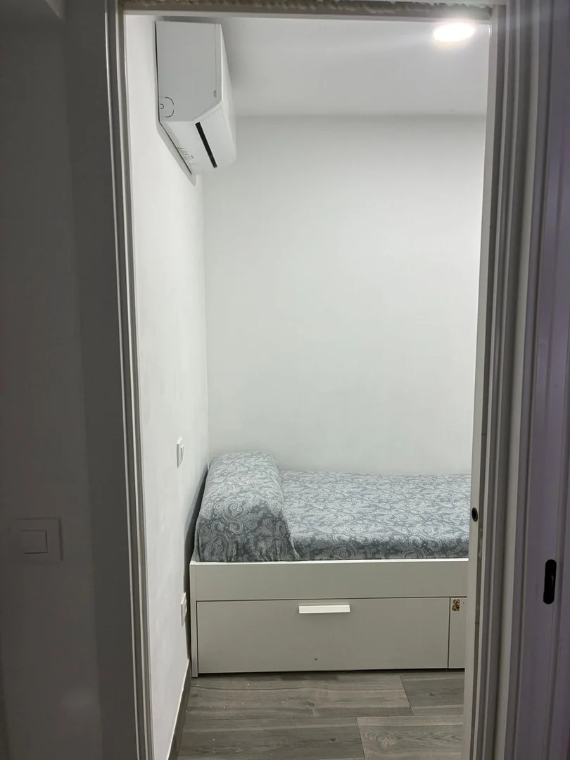 Piso en Calle de José Anduiza, 4, Tres Olivos - Valverde - Foto 3
