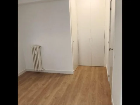 Piso en  Calle del Aviador Zorita 8 - Foto 33