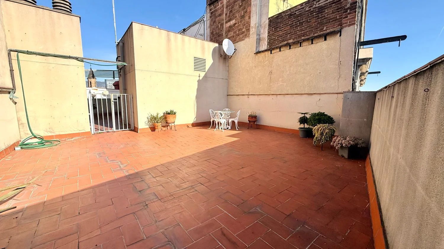 Ático en Barrio Hostafrancs - Foto 3