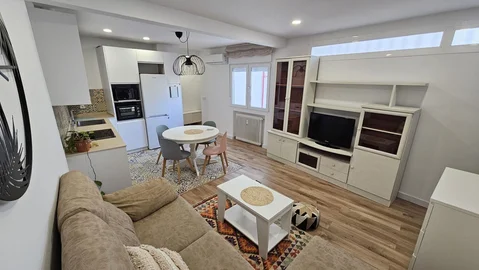 Piso en Barrio Fuente del Berro - Foto 2