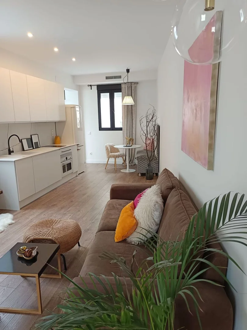 Piso en calle de Sebastián Elcano, 36 - Foto 3