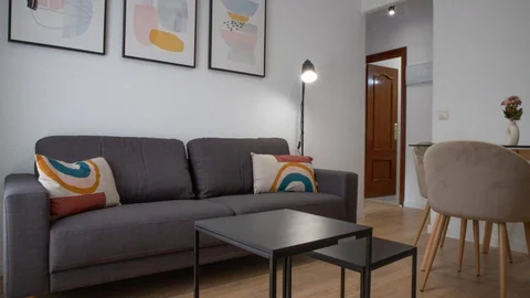 Piso en Barrio Palomeras sureste - Foto 1