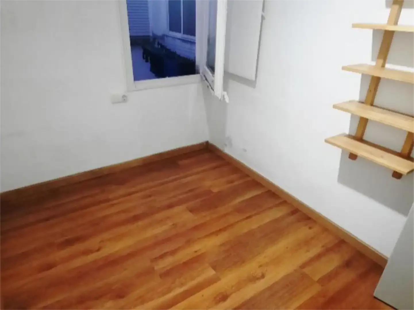 Piso en  Carrer de Josep Sangenís 46 - Foto 21