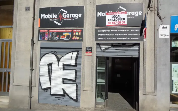 Local comercial en  Carrer de Pi i Margall - Foto 1