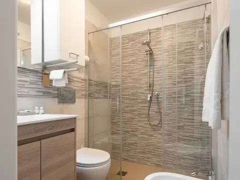 Piso en calle de Alfonso XII, 52 - Foto 1