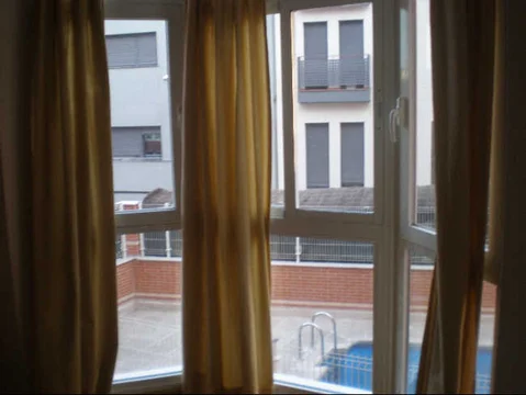 Piso en calle Ricardo Gutiérrez, 1 - Foto 2