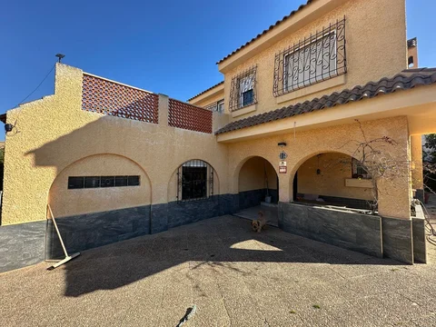 Casa o chalet independiente en Calle Río Manzanares, 12, Playa Honda-Playa Paraíso - Foto 1