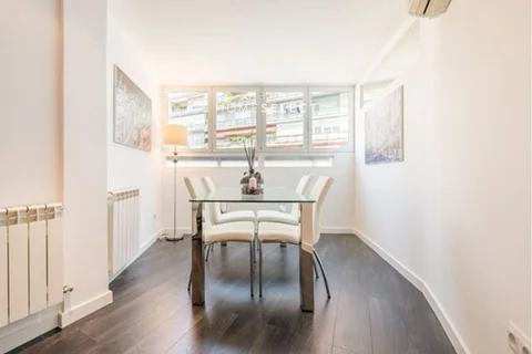 Piso en calle de O'Donnell - Foto 5