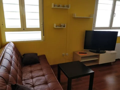 Piso en  Calle del Parroco Eusebio Cuenca 34 - Foto 3