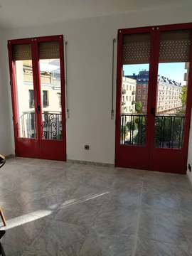 Piso en calle de San Isidoro de Sevilla, 5 - Foto 1