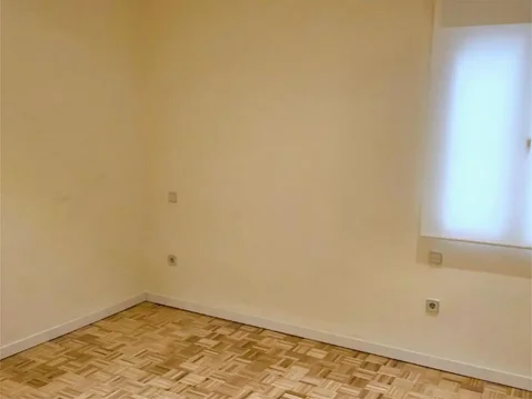 Piso en  Calle de Soria 3 - Foto 8