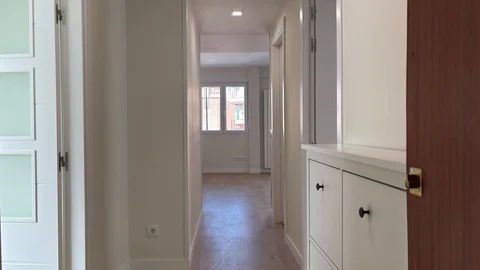 Casa independiente en calle de Clara del Rey, 45 - Foto 2